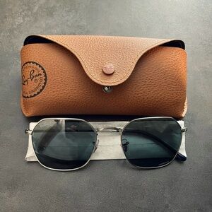 Ray-Ban Jim square Sunglasses with Case size 53 unisex